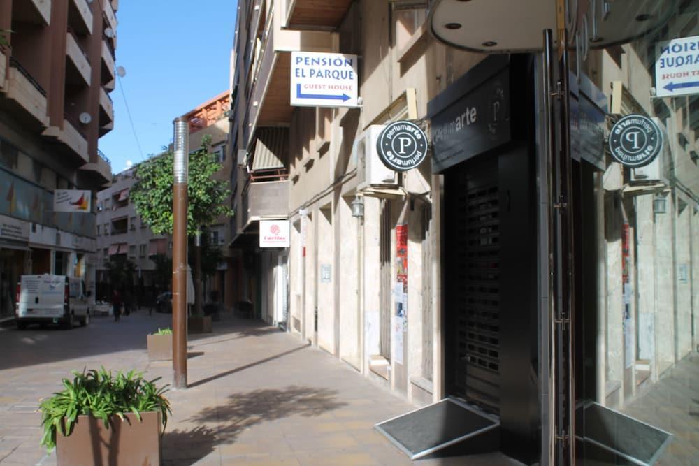 Pension El Parque カルプ エクステリア 写真